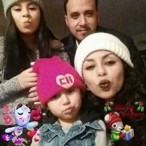 Meet your Posher, Carlos-laura